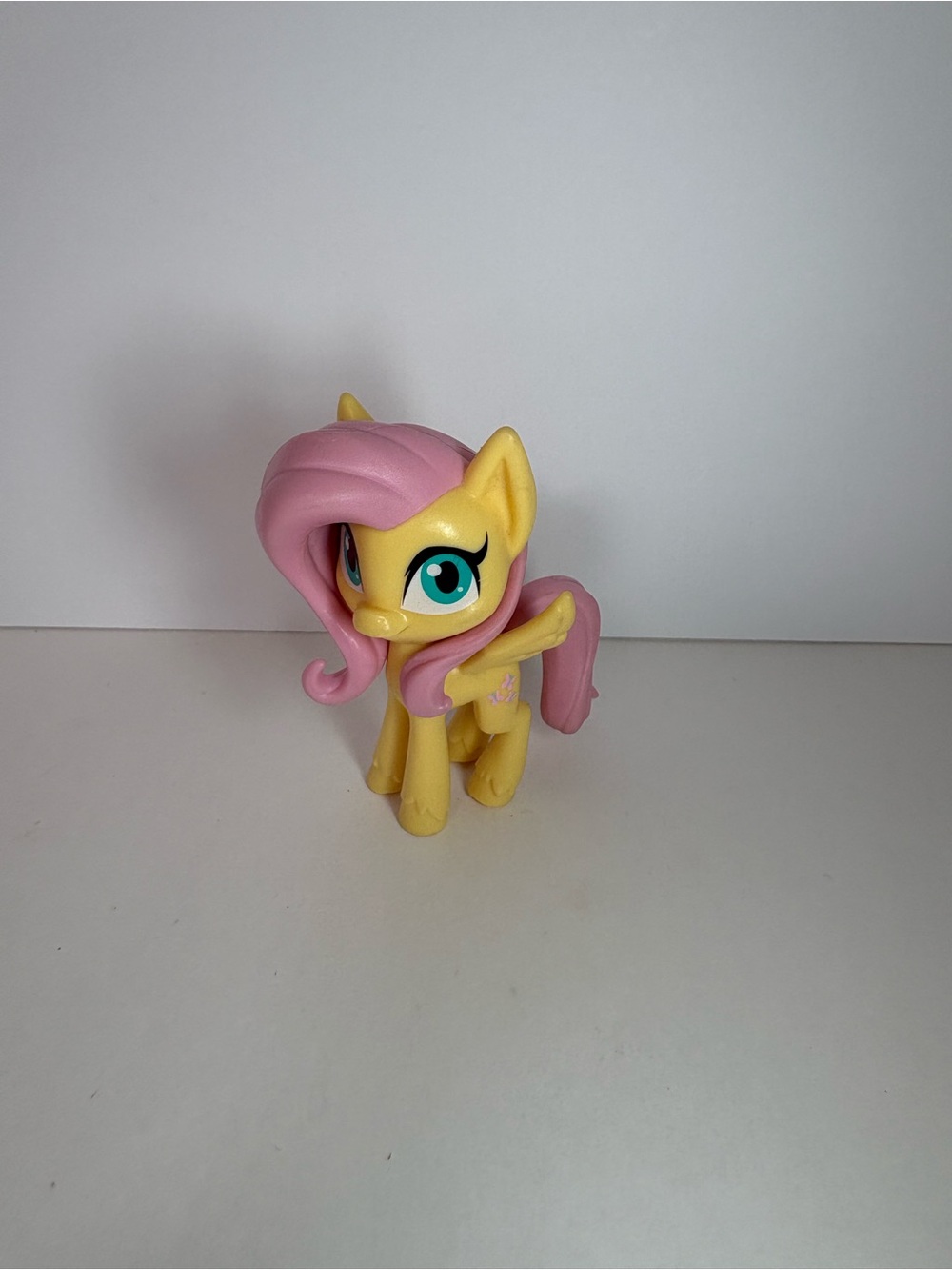 My Little Pony Pony Life Fluttershy Pegasus Figure 3” G4.5 Hasbro Toy